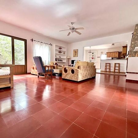 Villa Skiba Es Calo  Ngoại thất bức ảnh